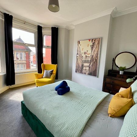 Edwardian City Centre House For Big Groups, Offroad Parking & Hot Tub! Cardiff Eksteriør billede