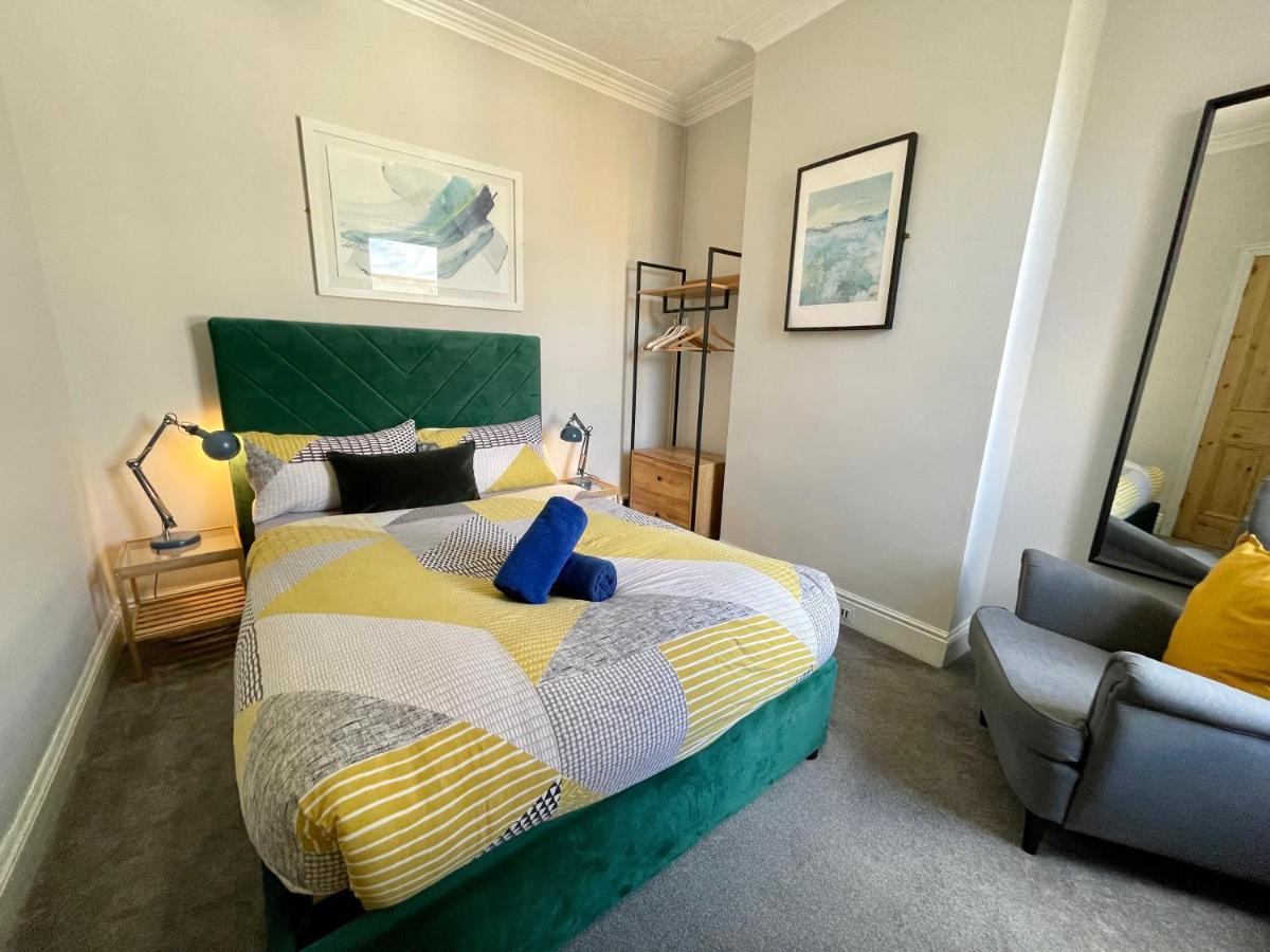 Edwardian City Centre House For Big Groups, Offroad Parking & Hot Tub! Cardiff Eksteriør billede