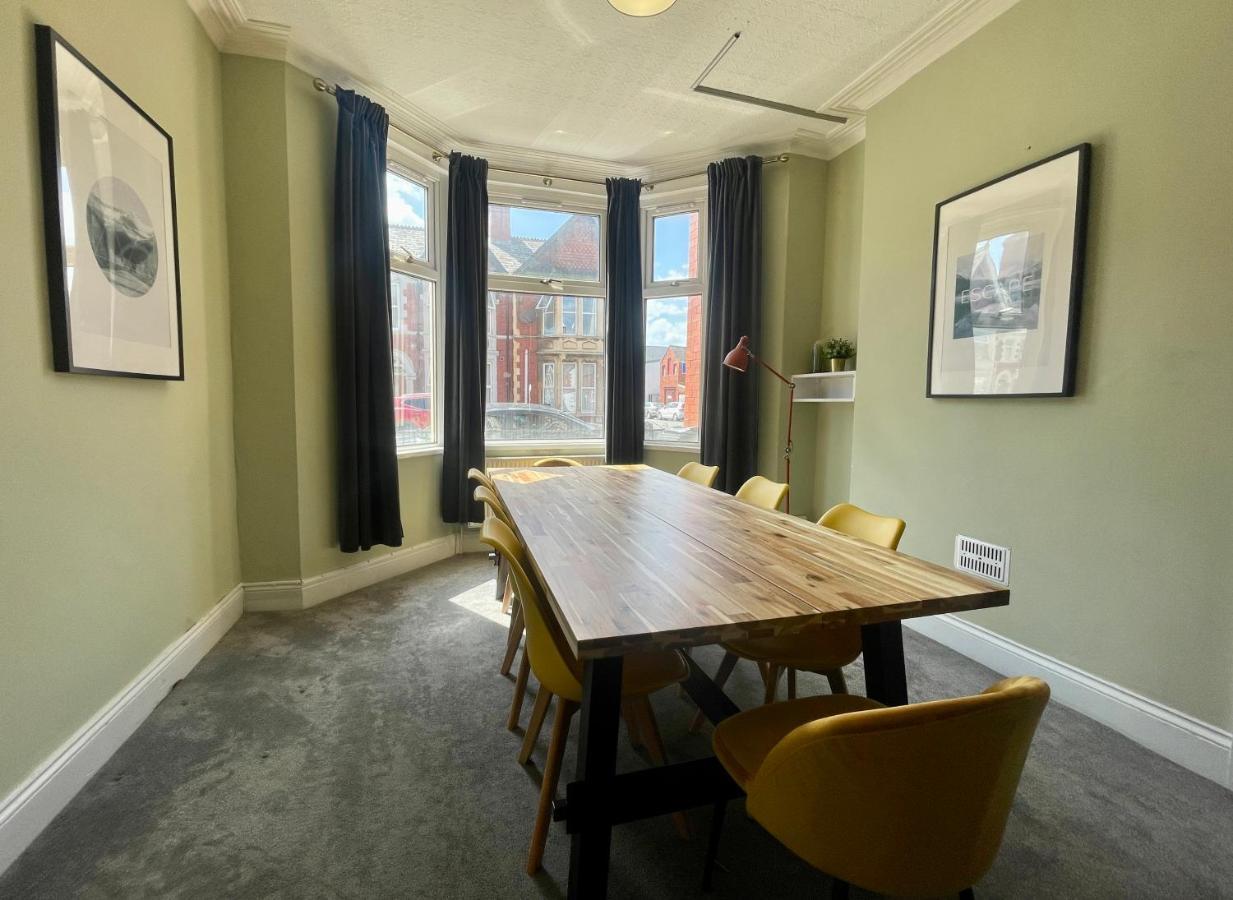 Edwardian City Centre House For Big Groups, Offroad Parking & Hot Tub! Cardiff Eksteriør billede